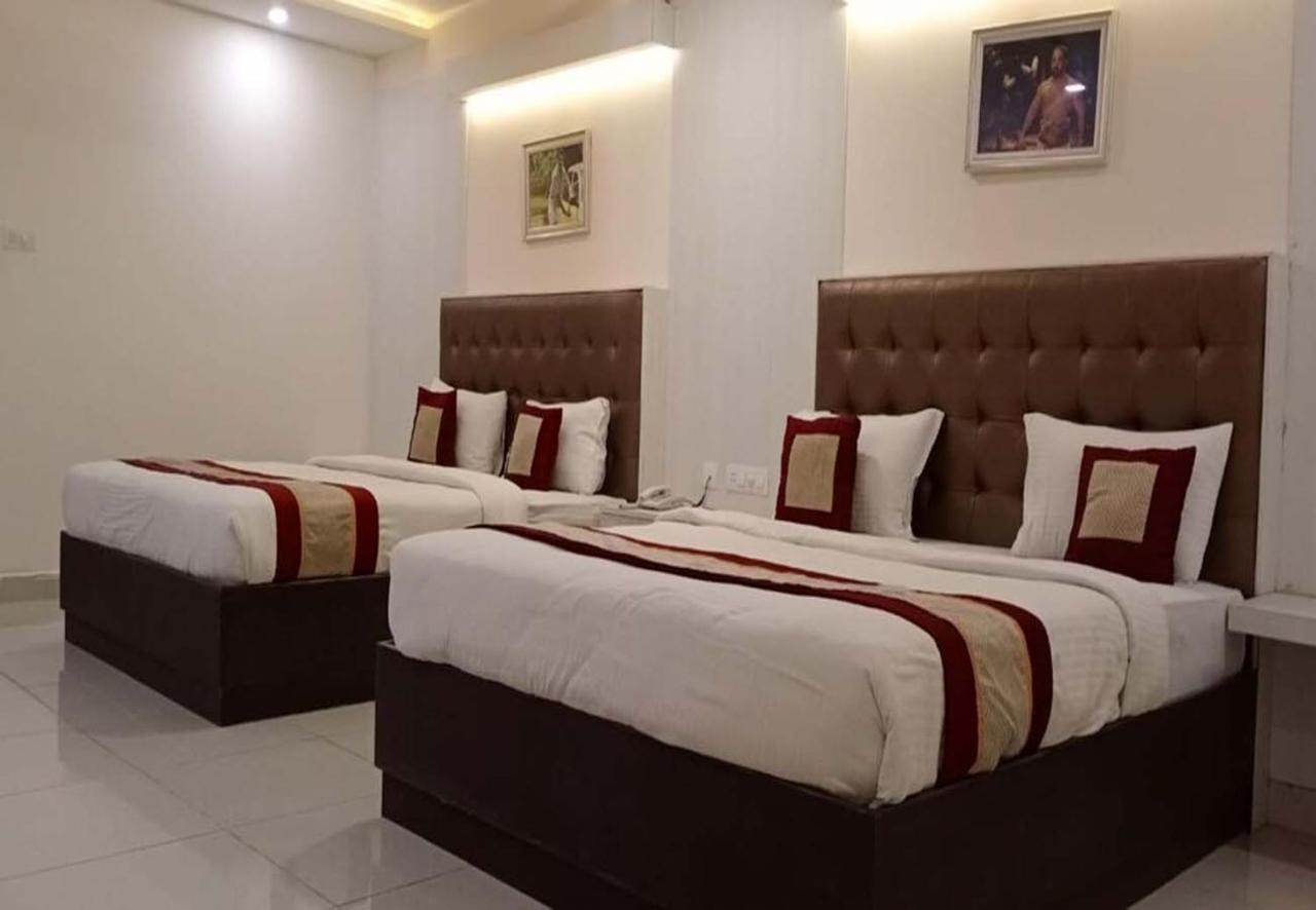 Cinemascope An Apart Hotel Ченнаї Екстер'єр фото