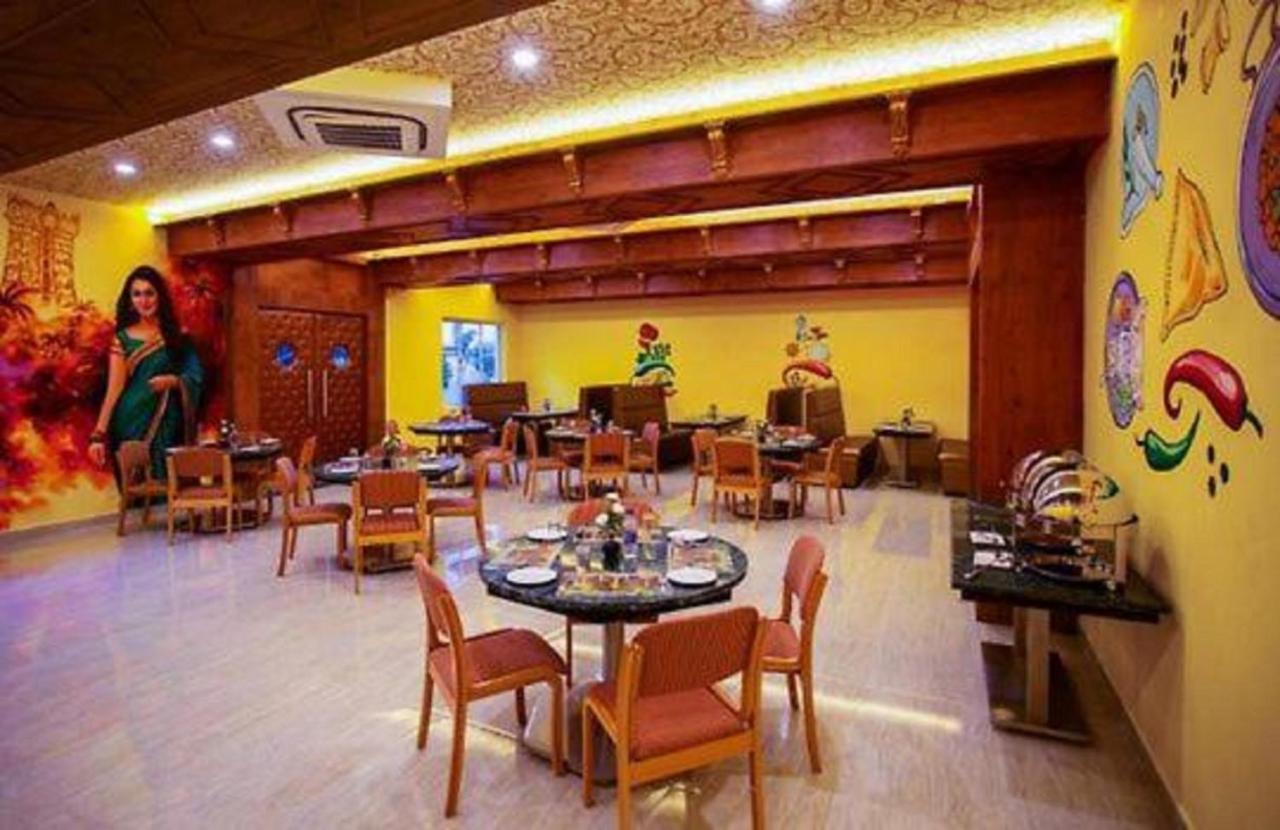 Cinemascope An Apart Hotel Ченнаї Екстер'єр фото